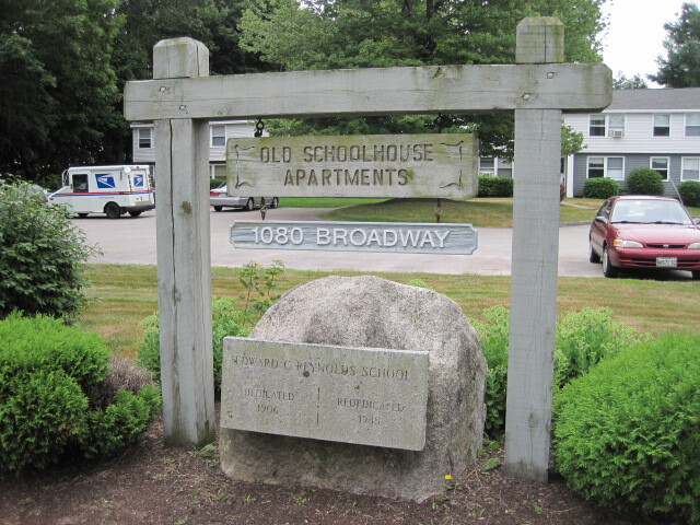 Primary Photo - 1080 Broadway