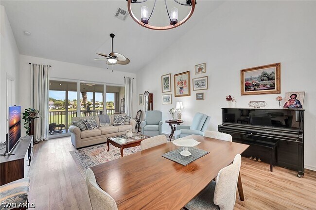 Foto del edificio - 5932 Sand Wedge Ln
