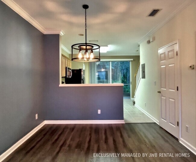 Building Photo - 3461 Lone Tree Ln