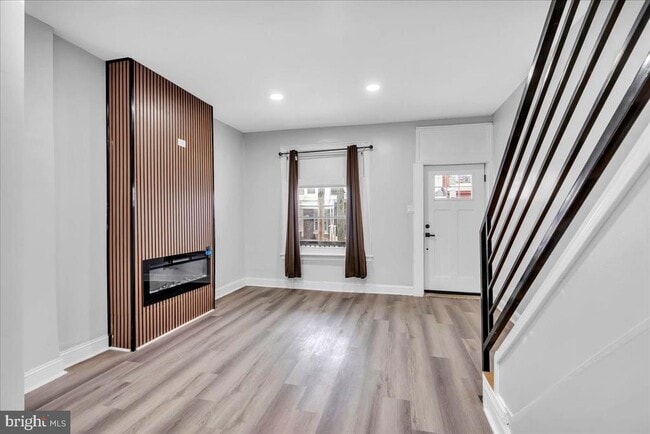 Foto del edificio - 4229 Romain St