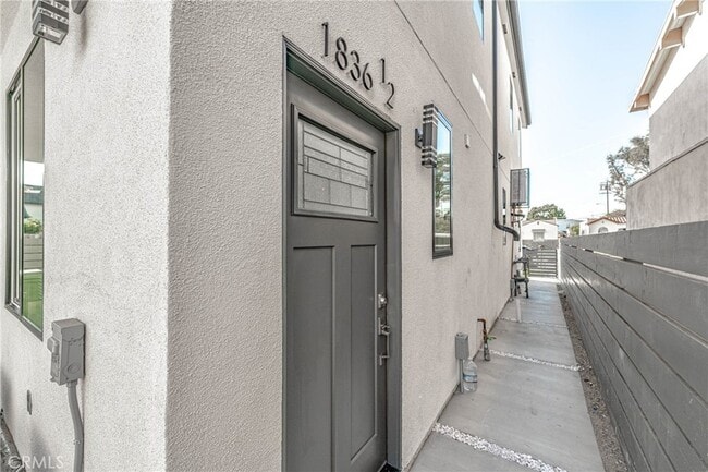 Building Photo - 1838 Clyde Ave