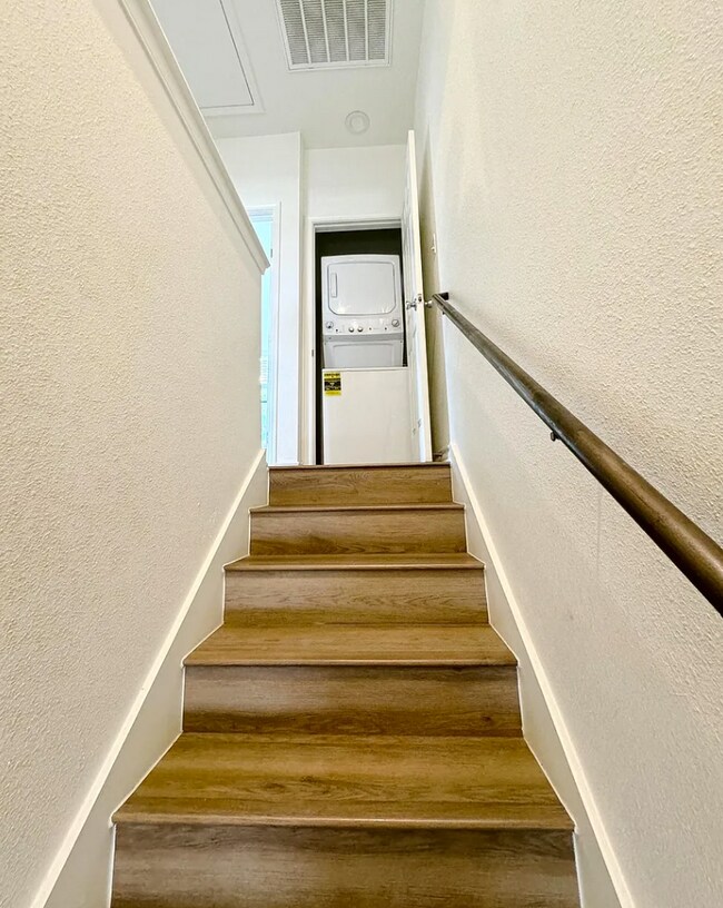 Foto del edificio - 707 Runnels Ave