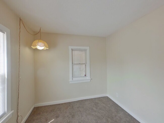 Foto del edificio - 1125 S Millwood Ave