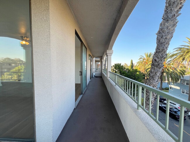 Foto del edificio - 555 Maine Ave