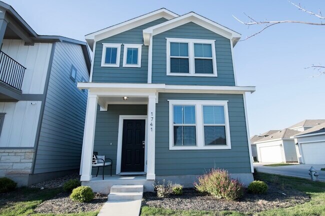 Building Photo - 1741 Fountain Bridge Dr