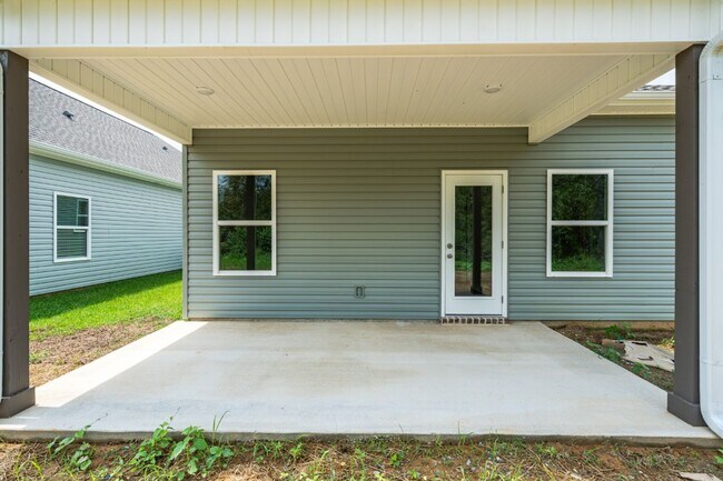 Building Photo - 4252 Tari St