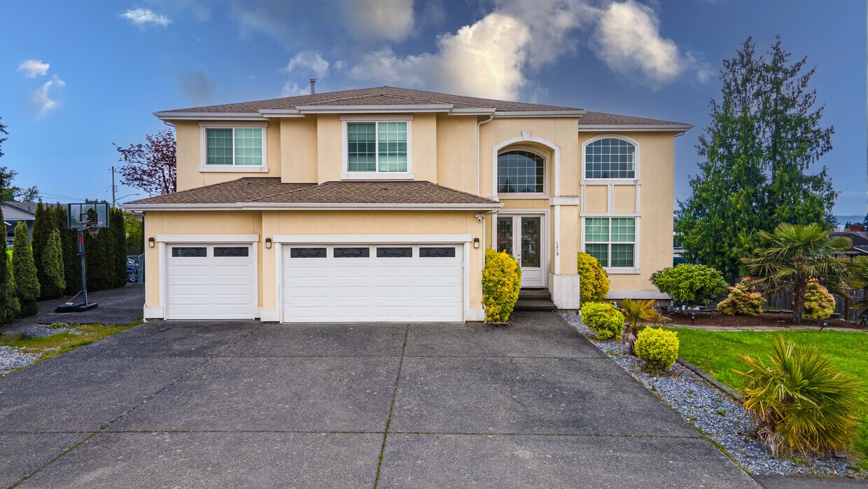 Primary Photo - 1219 S 234th Dr
