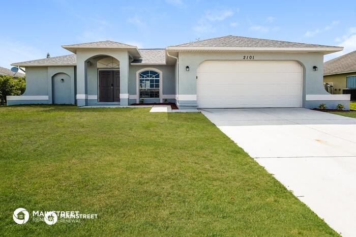 Foto principal - 2101 NE 7th Pl, Cape Coral, FL 33909