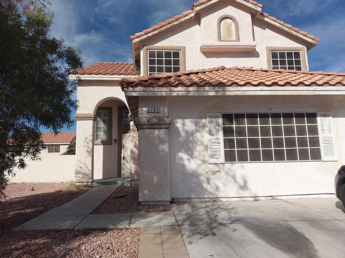 Foto principal - 2751 Purple Root Dr