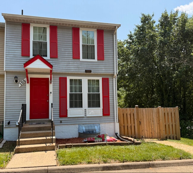 Building Photo - 108 Essex St