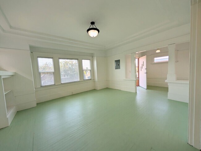 Foto del edificio - Market St. Duplex