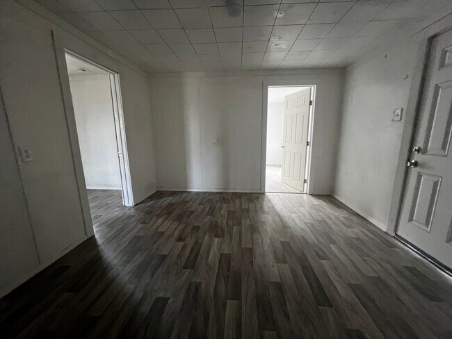 Foto del edificio - 455 W Scott St