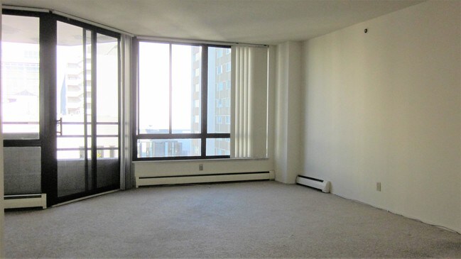 Foto del edificio - 900 Bush St