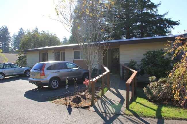 Building Photo - 1432