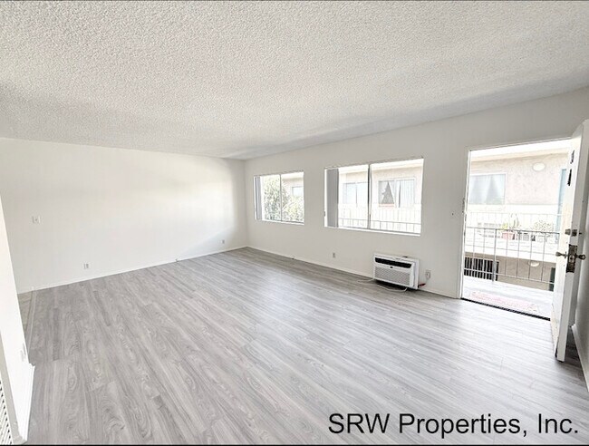 Foto del edificio - Aqua Vista Apartments