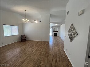 Building Photo - 5101 Chambliss Dr