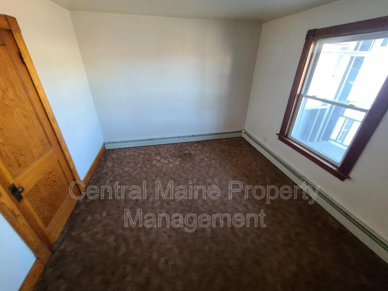 Foto principal - 117 Rumford Ave