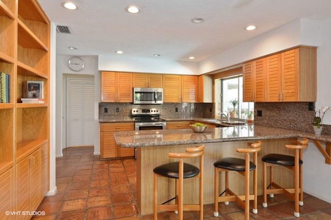 Foto del edificio - 1221 SW 13th Pl