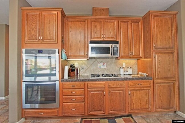 Building Photo - 2868 Astronomer Way
