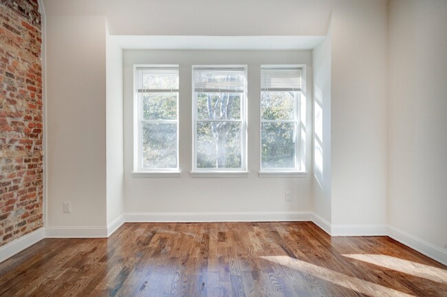 Building Photo - 505 Cobbs Creek Pkwy