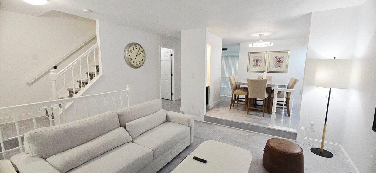 Photo - 8 Highlands Ct (Owings Mills, MD)