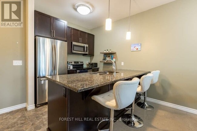 Building Photo - 740 Augusta Dr