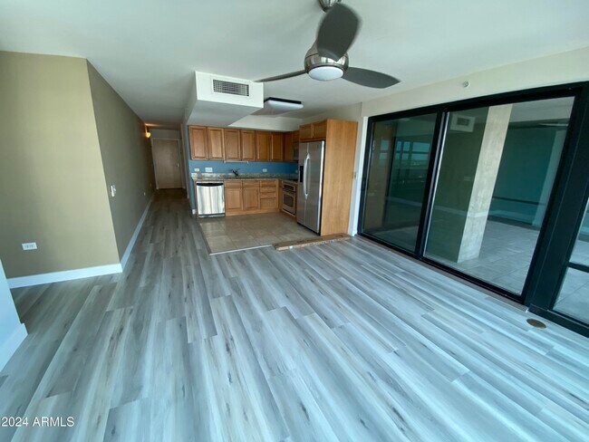 Foto del edificio - 4808 N 24th St