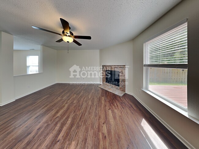 Foto del edificio - 3336 Spring Wind Lane