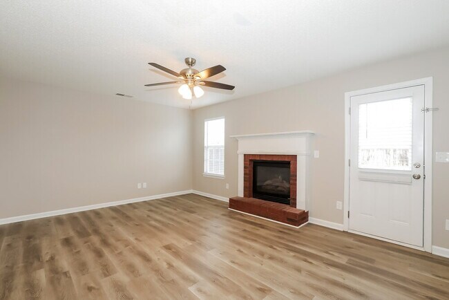 Building Photo - 5713 Colonnade Dr