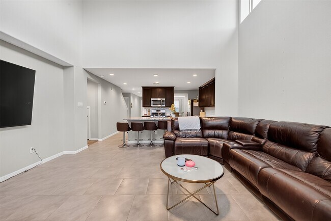 Foto del edificio - 8007 Carillon Way