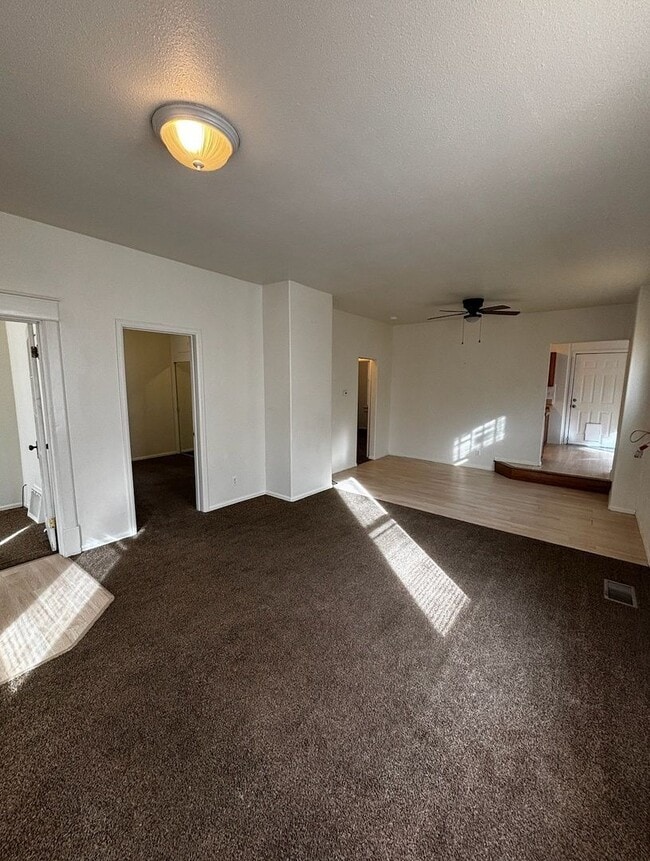 Foto del edificio - 1210 N Elizabeth St