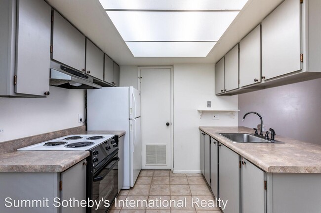 Foto del edificio - 1 br, 1 bath House - 1555 E. 3900 S. #112