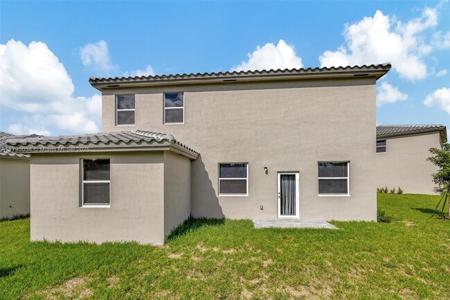 Foto del edificio - 817 SE 26th Rd