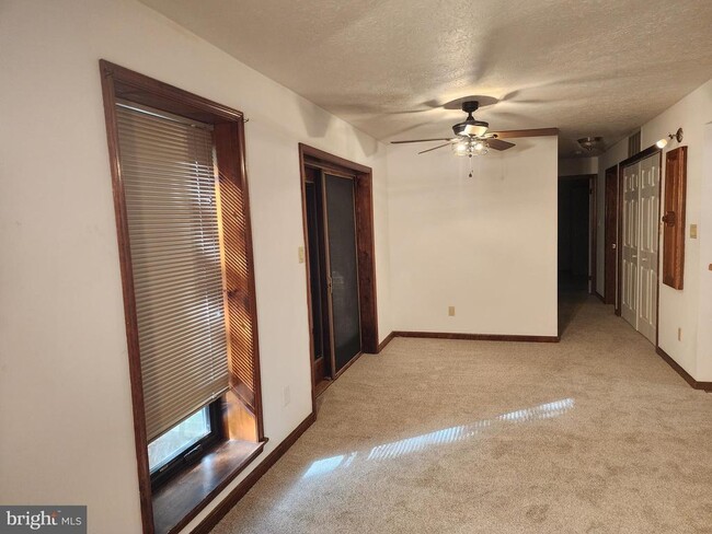 Building Photo - 23309 Sugar Maple Ct