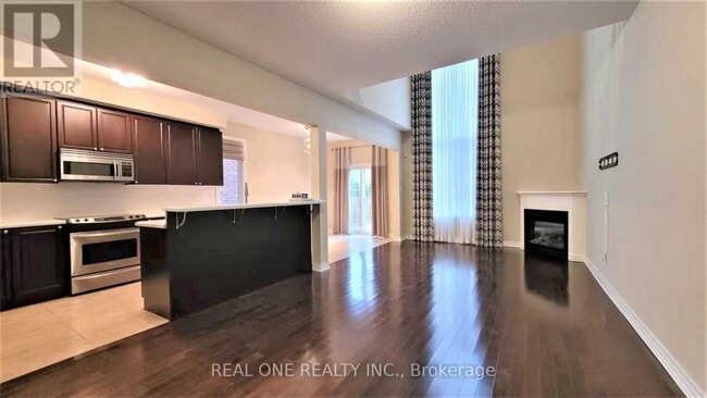 Building Photo - 2495 Felhaber Crescent