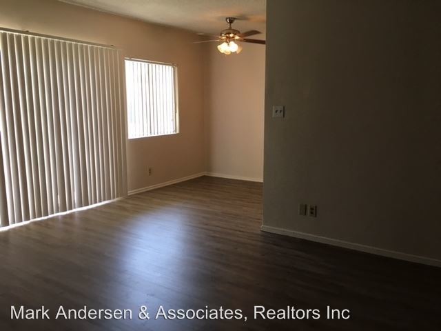 Building Photo - 555-555 N El Molino Ave