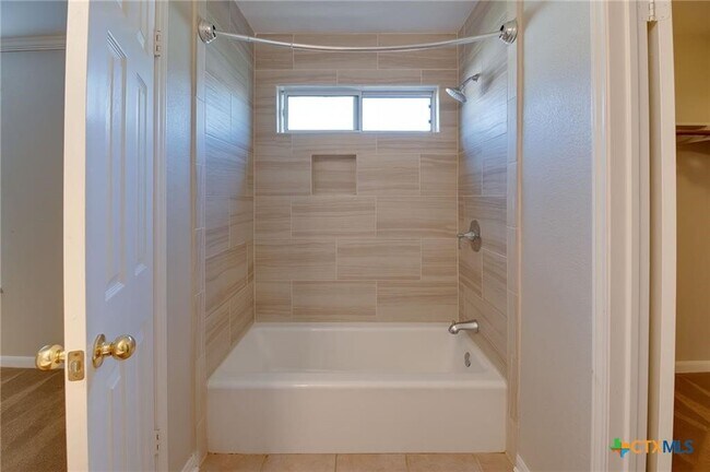 Building Photo - 14513 Regents Walk