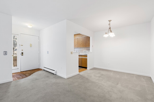 Photo - 26 Hillside Terrace Townhome