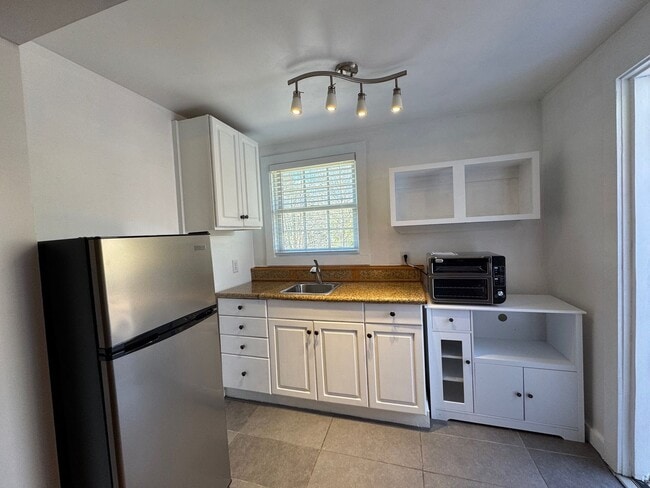 Building Photo - East AVL - Studio Apartment, Large Deck, Winter Views!