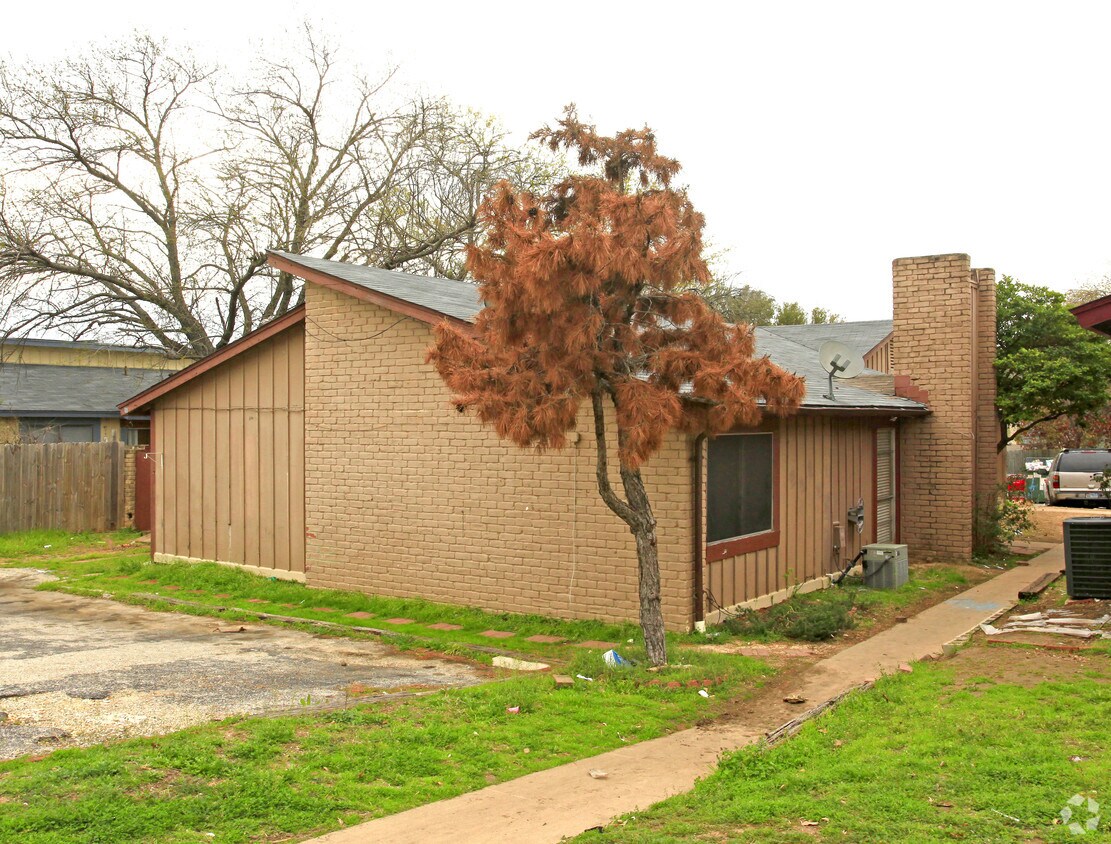 Foto principal - Rundberg Lane Duplexes