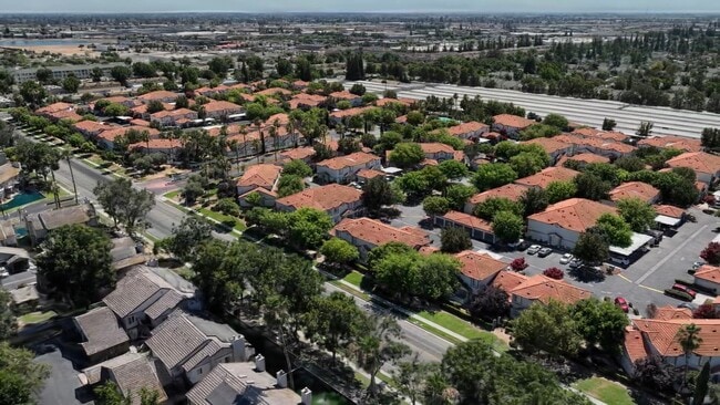  - Ascent Townhome Apartments