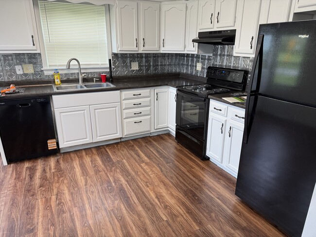 Foto del edificio - 6523 Heathervale Ct