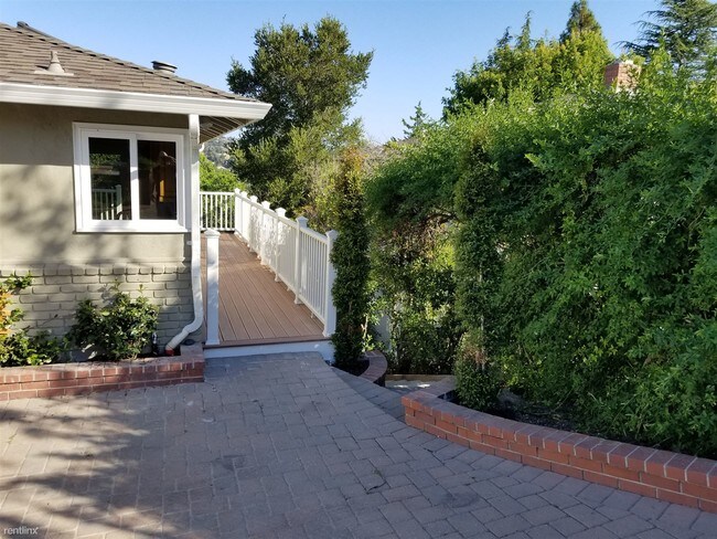 Foto del edificio - 3650 Altamont Way