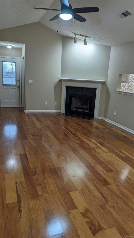 Foto del edificio - 6560 Chaprice Ln