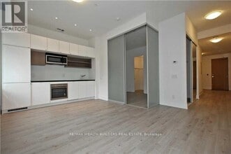 Building Photo - 111 St Clair Ave W