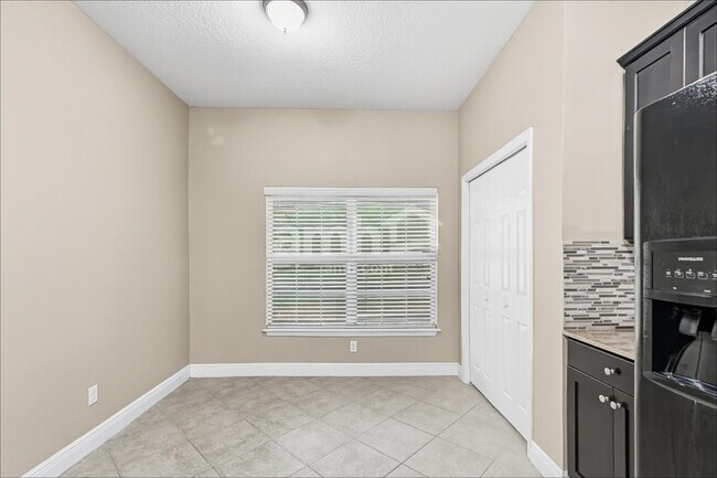 Foto del edificio - 30113 Saddlebred Ln