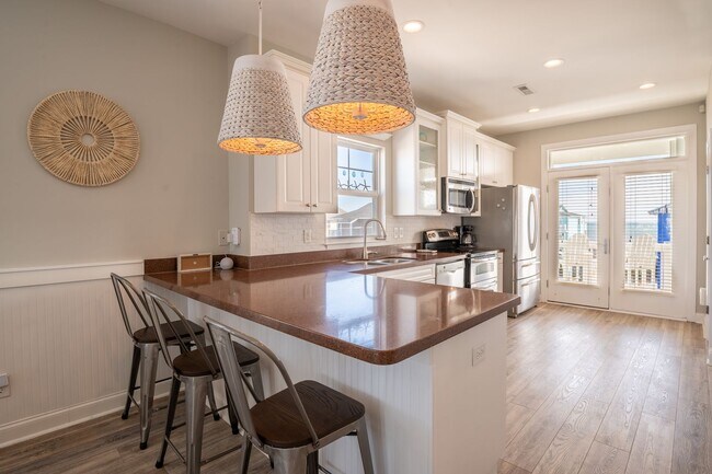 Foto del edificio - JUST REDUCED!! PLAN AND SECURE YOUR WINTER GETAWAY NOW