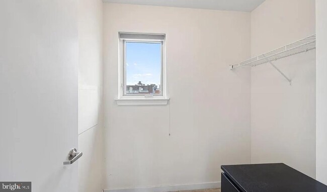 Foto del edificio - 928 Wallace St