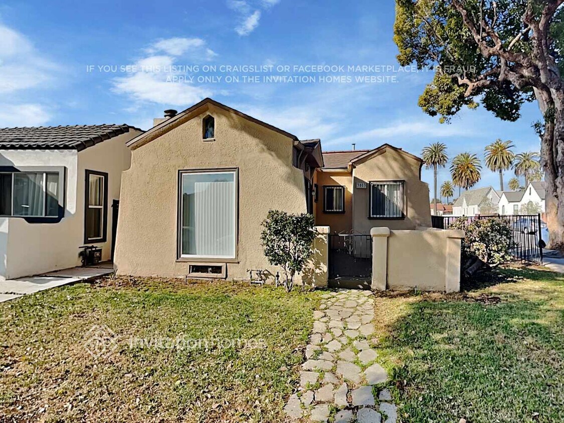 Foto principal - 3003 Hillcrest Dr
