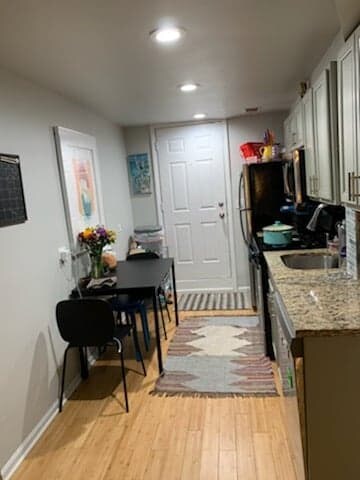 Foto del edificio - 3256 N Lawndale Ave